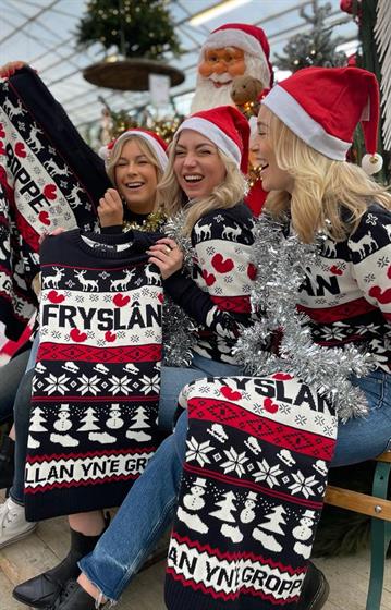 Fiftysix FIFTYSIX KERSTTRUI