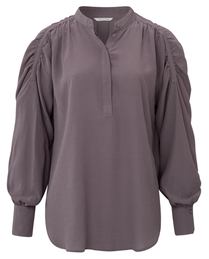 Yaya Top w. gathered shoulder